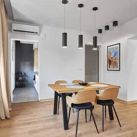 Luxury 2bd By The Sea Garden Entrance By Flat Mаnager Апартамент *