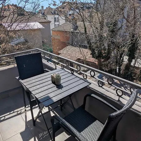 Luxury 2bd By The Sea Garden Entrance By Flat Mаnager Burgas