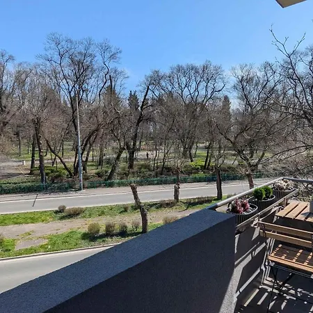 Luxury 2bd By The Sea Garden Entrance By Flat Mаnager Apartament